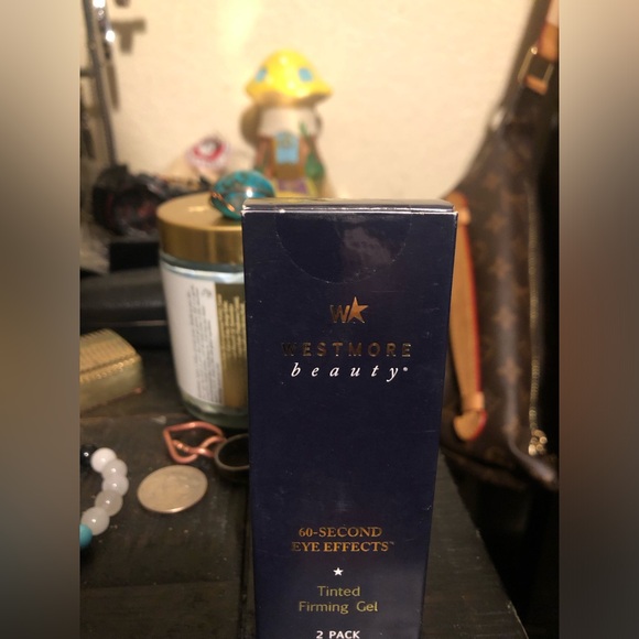 Westmore Beauty 60 Second Eye Effects - Picture 5 of 7